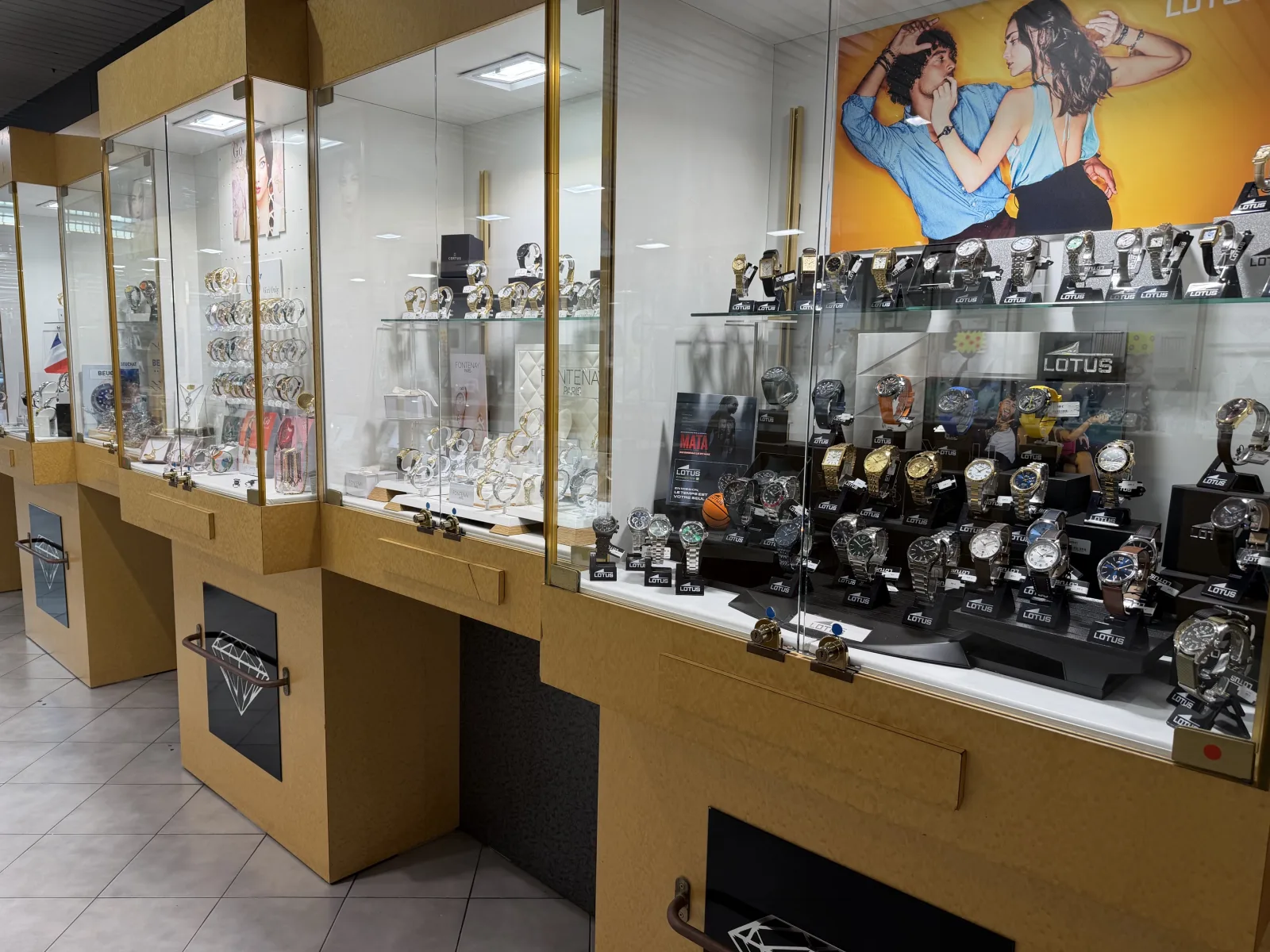 Exceptionnel Bijouterie Horlogerie Joaillerie